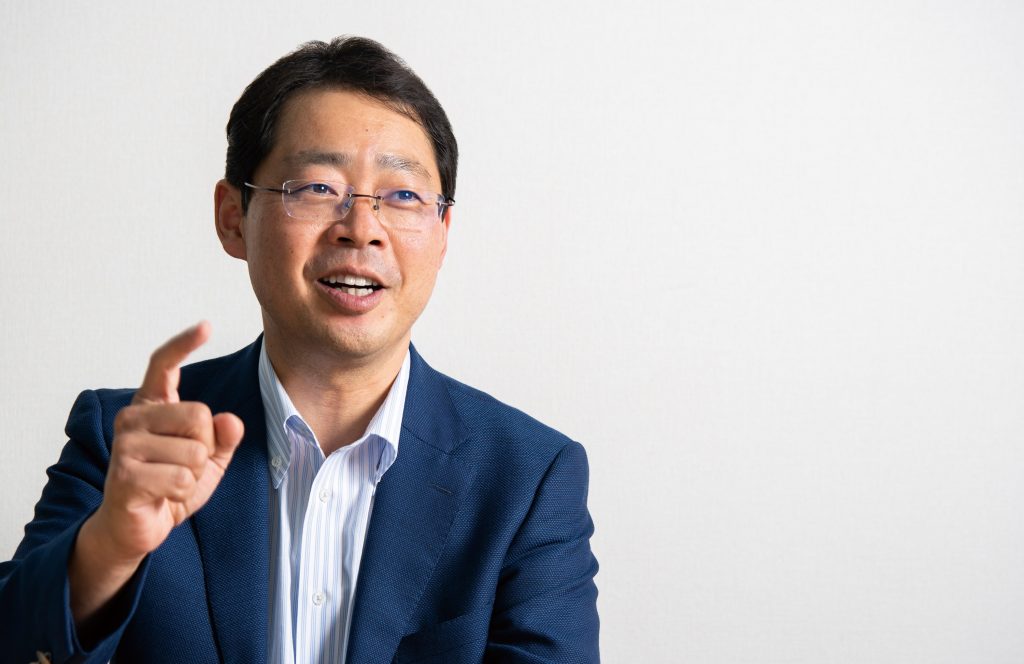 弁護士 津久井 進 弁護士の肖像 Attorney S Magazine Online